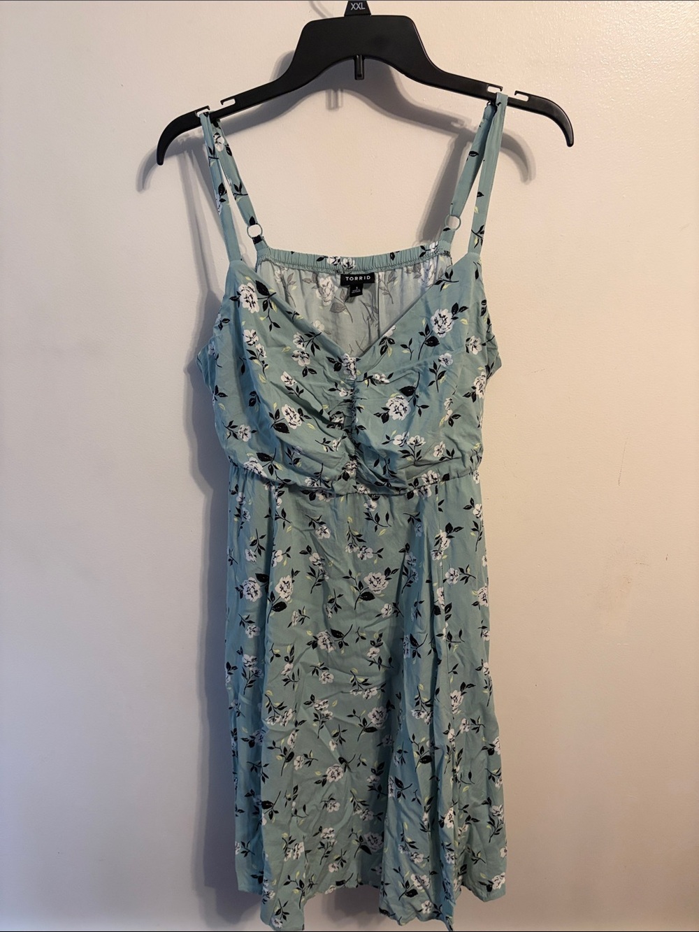 Bundle—Torrid Floral Skater Dresses in Mint and Charcoal - Picture 2 of 9
